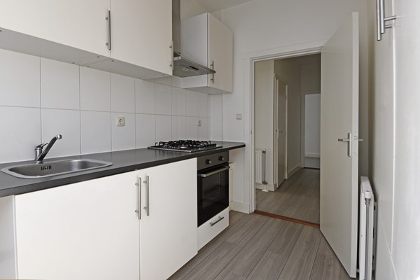 Medium property photo - Elise van Calcarstraat 9, 2522 MA Den Haag